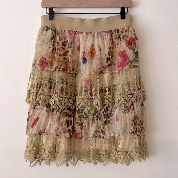 V Cristina Floral Sheer Layered Skirt - Picture 3 of 8